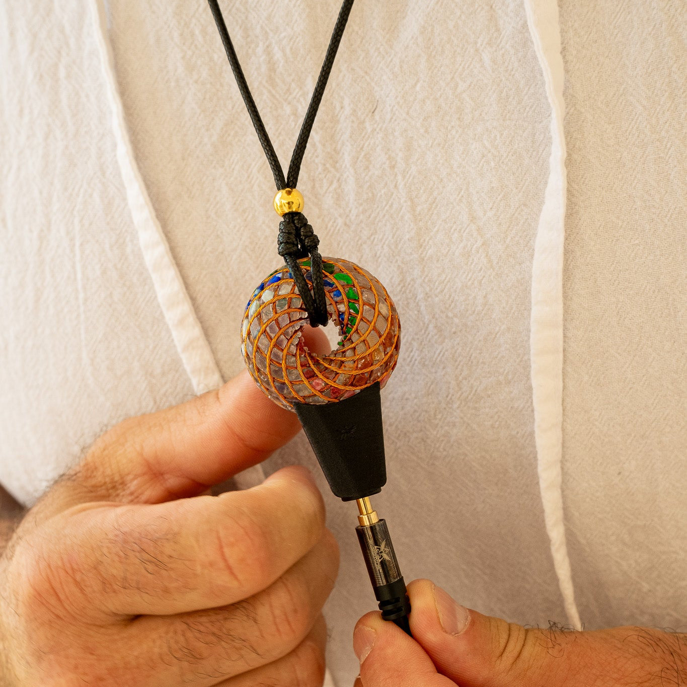 Full Spectrum - iTorus i1 Portable PEMF Healing Device
