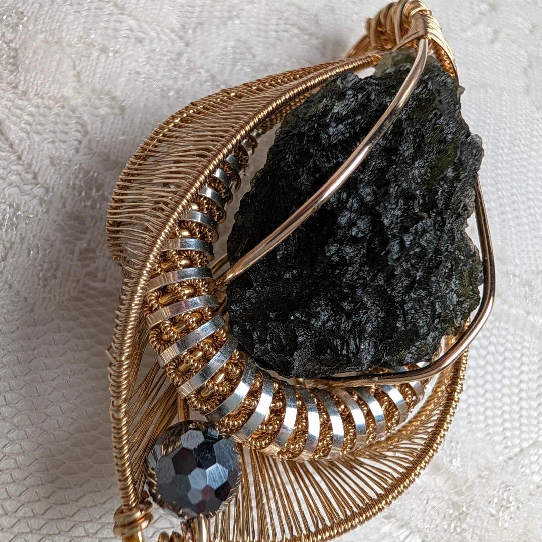 MOLDAVITE + TERAHERTZ AMULET