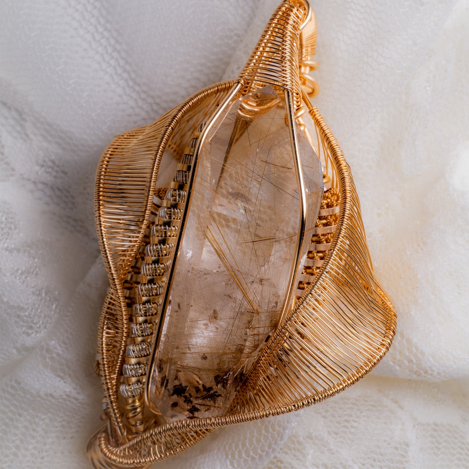 RUTILATED QUARTZ + 12CT GOLD AMULET